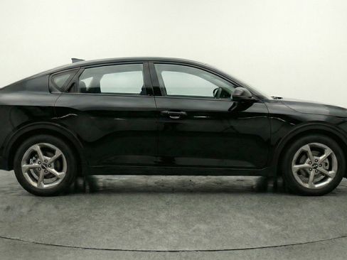 Used 2025 Kia K4 LXS image 11