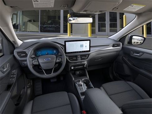 New 2025 Ford Escape Base image 9