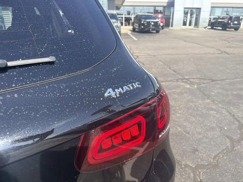 Used 2020 Mercedes-Benz GLC 300 4MATIC image 7