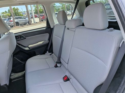 Used 2018 Subaru Forester 2.5i Premium w/ All-Weather Package AWD/4WD image 13