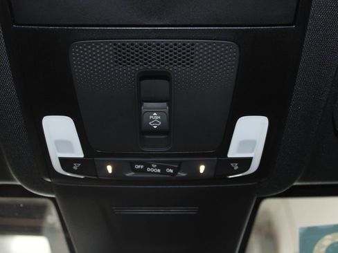 Used 2025 Honda CR-V Sport-L image 38