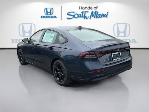 New 2025 Honda Accord SE image 5