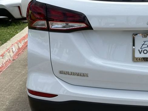 Used 2022 Chevrolet Equinox LS w/ LS Convenience Package FWD image 5