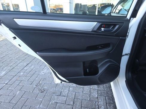 Used 2019 Subaru Legacy 2.5i Premium image 16