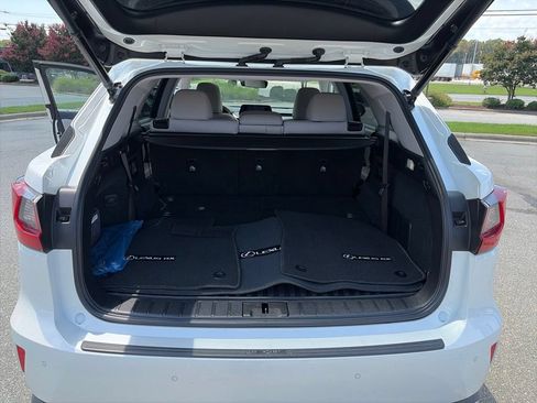 Used 2022 Lexus RX 350L FWD w/ Premium Package image 12