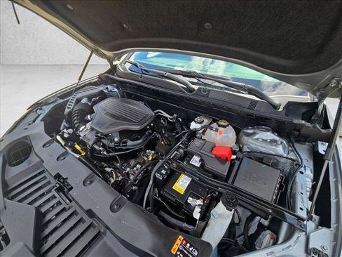 Used 2025 Chevrolet Blazer RS image 22