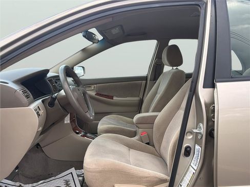Used 2006 Toyota Corolla LE w/ Audio Value Pkg FWD image 11