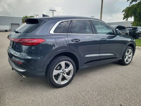 Certified 2025 Audi Q5 Premium Plus w/ Premium Plus AWD/4WD image 7