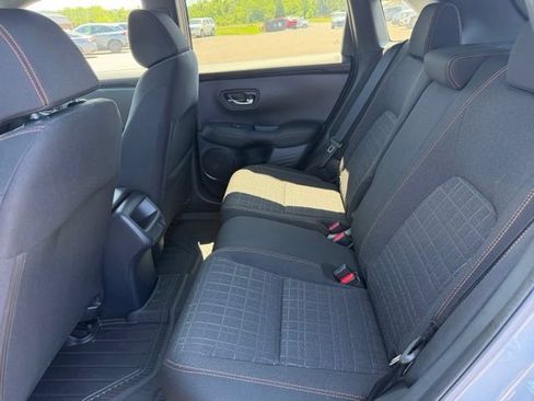Used 2023 Honda HR-V LX image 5