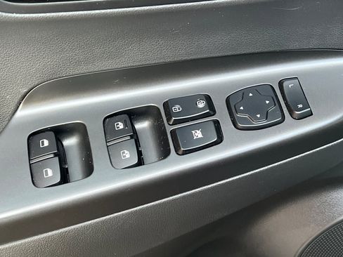 Used 2021 Hyundai Kona SEL w/ Cargo Package image 14