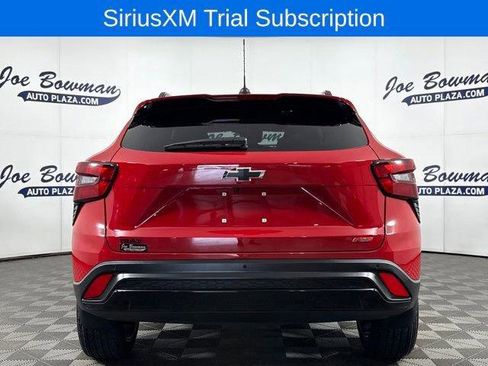 New 2026 Chevrolet Trax RS w/ Driver Confidence Package FWD image 7
