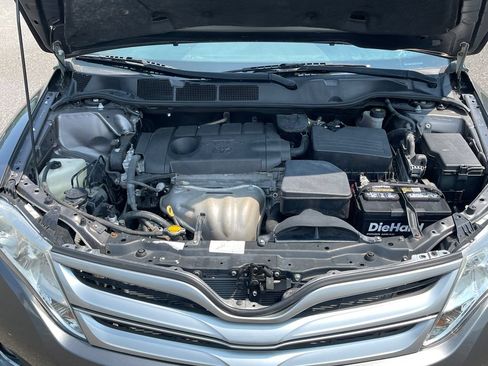 Used 2014 Toyota Venza LE FWD image 10
