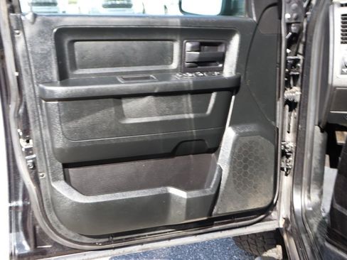 Used 2018 RAM 1500 Express w/ Black Ram 1500 Express Group RWD image 15