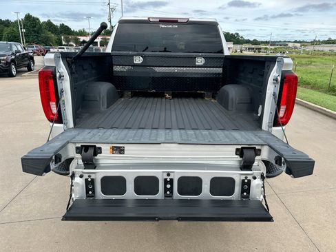 Used 2020 GMC Sierra 1500 SLT AWD/4WD image 22