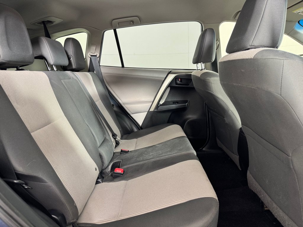 Used 2013 Toyota RAV4 LE FWD image 24