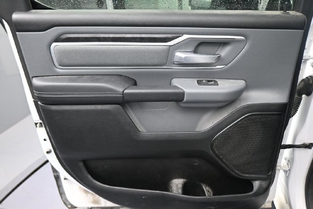 Used 2022 RAM 1500 Big Horn AWD/4WD image 18