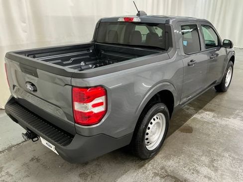 Used 2025 Ford Maverick XL FWD image 3