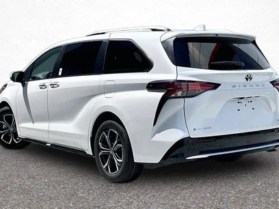 New 2026 Toyota Sienna Platinum