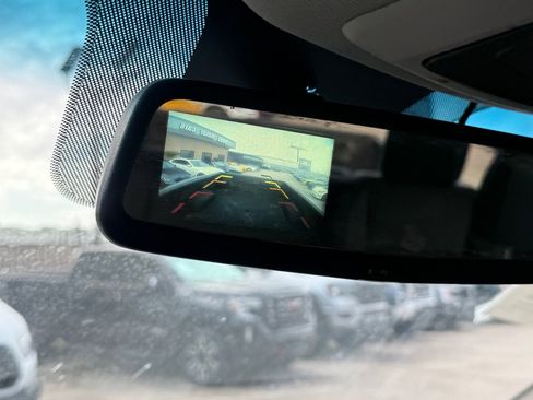 Used 2018 RAM 3500 Tradesman w/ Chrome Appearance Group image 28