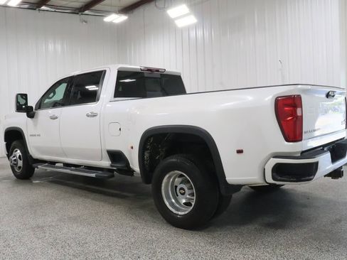 Used 2022 Chevrolet Silverado 3500 High Country AWD/4WD image 4