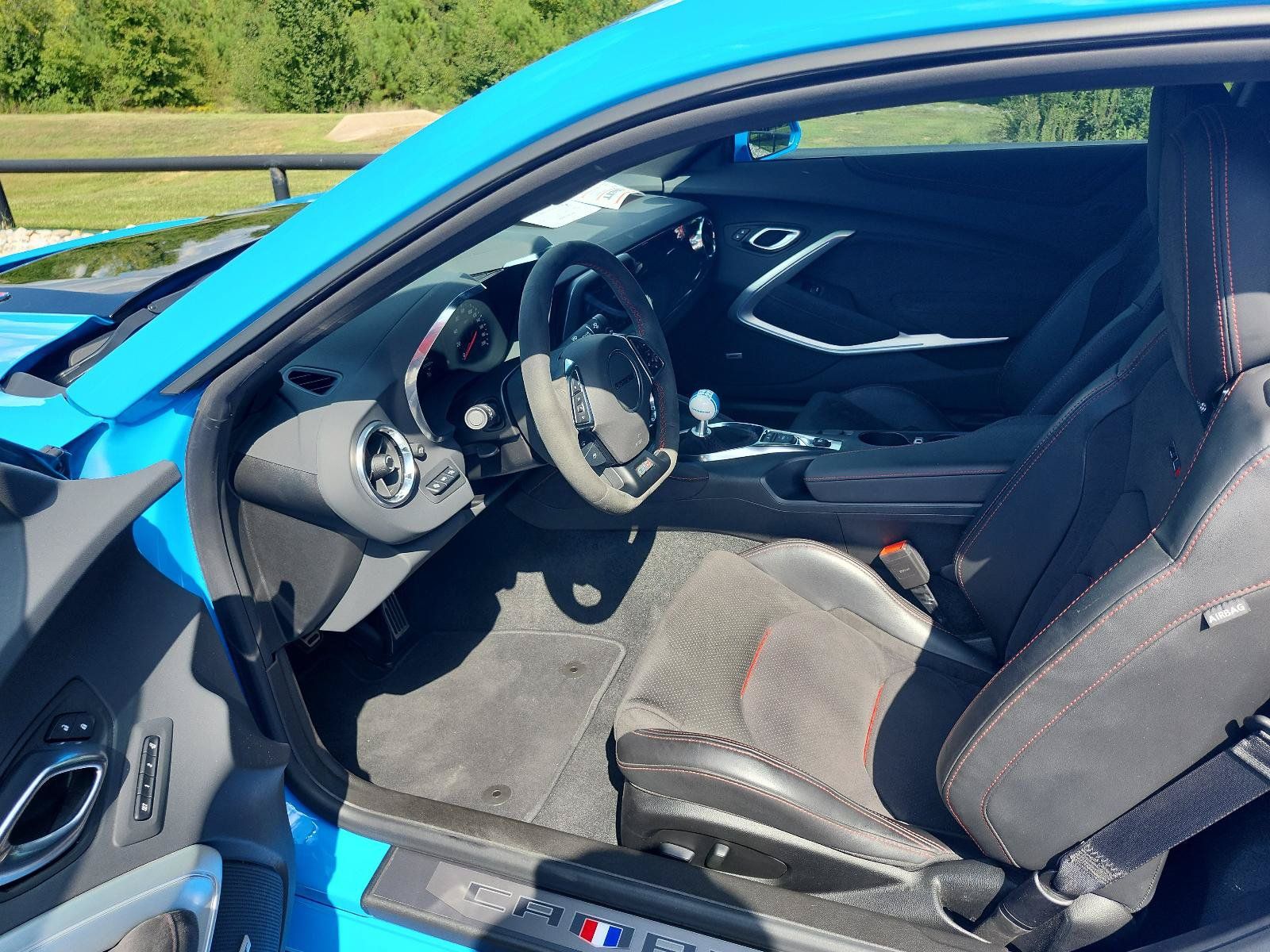 Used 2023 Chevrolet Camaro ZL1 RWD image 10