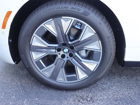 New 2026 BMW iX xDrive60 AWD/4WD image 37