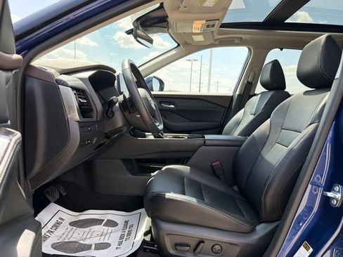 Used 2023 Nissan Rogue SL w/ SL Premium Package AWD/4WD image 13
