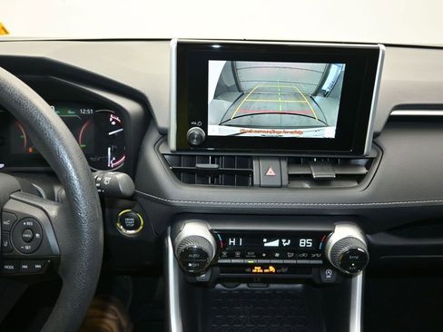 Used 2024 Toyota RAV4 XLE image 21