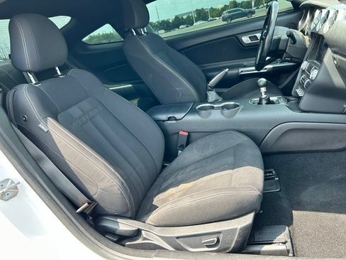 Used 2019 Ford Mustang GT w/ Equipment Group 301A RWD image 10