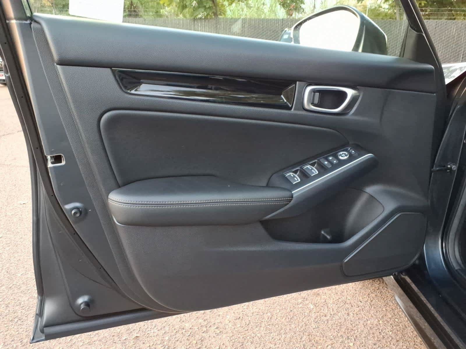 Used 2025 Honda Civic Sport Touring image 12