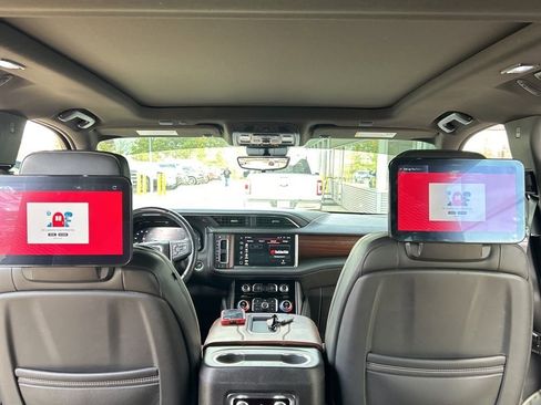 Used 2023 GMC Yukon XL Denali Ultimate image 20