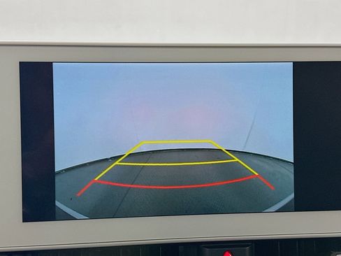 Used 2024 Hyundai Ioniq 5 SE image 23