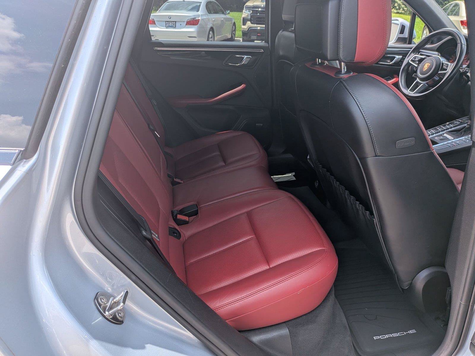 Used 2018 Porsche Macan S AWD/4WD image 30