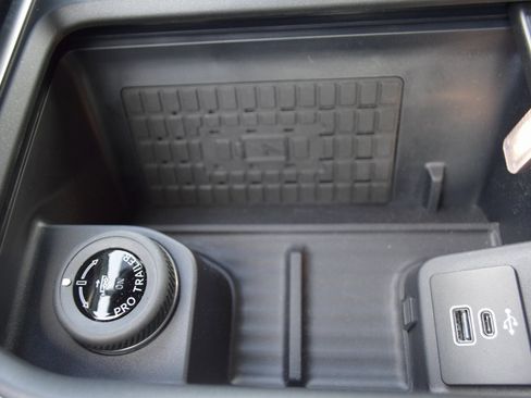 New 2025 Ford Expedition Tremor image 16