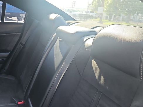Used 2018 Dodge Charger R/T image 12