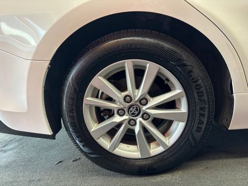 Used 2025 Toyota Camry LE FWD image 33