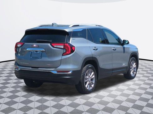 Used 2023 GMC Terrain SLT w/ Tech Package AWD/4WD image 6