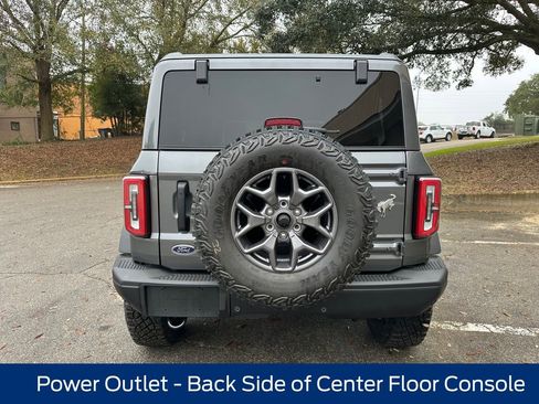 New 2025 Ford Bronco Badlands image 6