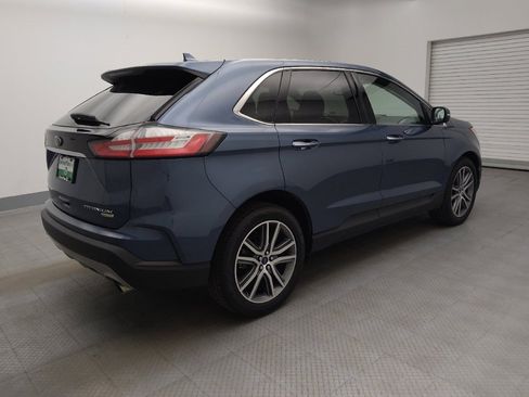 Used 2019 Ford Edge Titanium w/ Equipment Group 301A FWD image 10