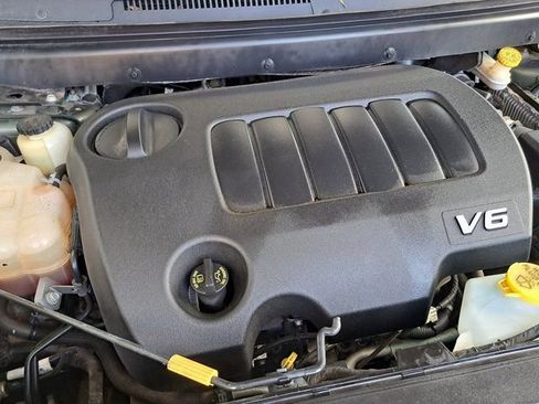 Used 2016 Dodge Journey Crossroad FWD image 30