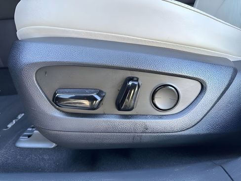 Used 2023 Lexus RX 350 Premium w/ Accessory Package (Z1) image 16