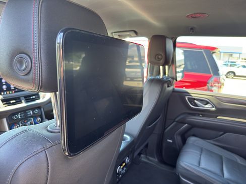 Used 2021 Chevrolet Tahoe RST w/ Luxury Package AWD/4WD image 26