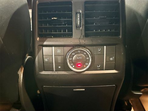 Used 2012 Mercedes-Benz ML 63 AMG 4MATIC image 29