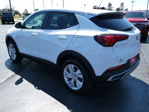 Certified 2024 Buick Encore GX Preferred image 8