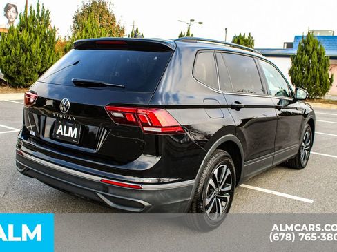 Used 2024 Volkswagen Tiguan S image 6