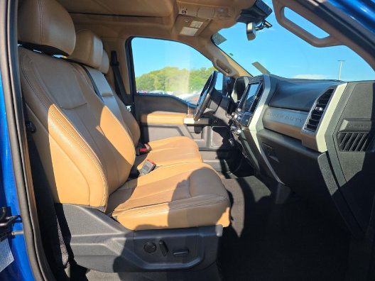 Used 2022 Ford F350 Lariat w/ Lariat Ultimate Package AWD/4WD image 4