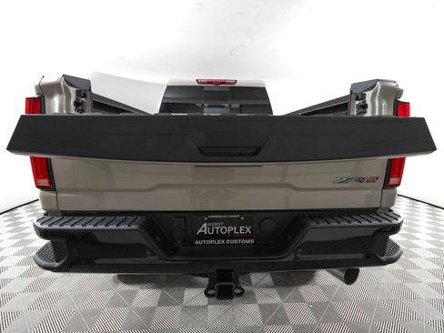 Used 2026 Chevrolet Silverado 2500 ZR2 AWD/4WD image 6