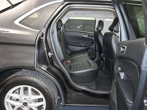 Used 2024 Ford Edge SEL AWD/4WD image 25