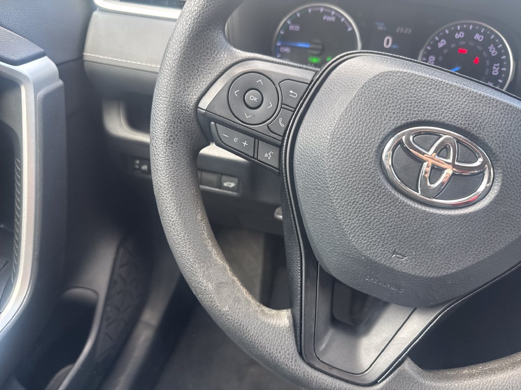 Used 2021 Toyota RAV4 XLE w/ Convenience Package AWD/4WD image 25