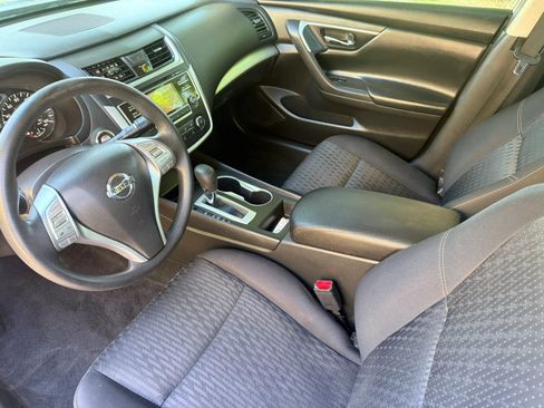 Used 2016 Nissan Altima 2.5 S w/ Power Driver Seat Package FWD image 14